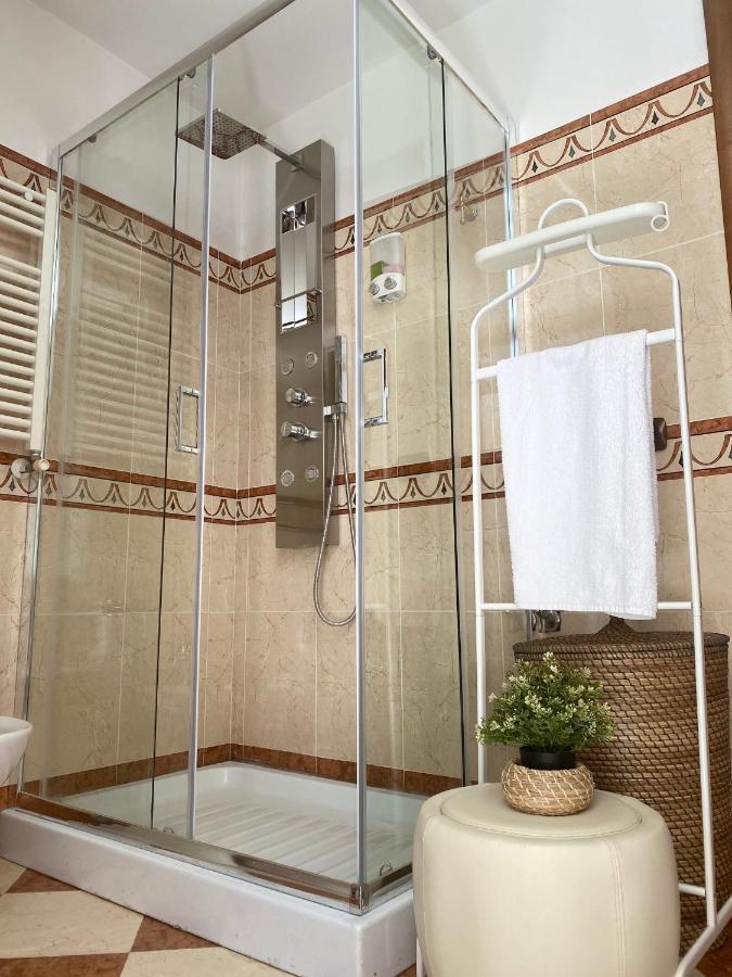 Laetitia Guest House32 Aversa Eksteriør billede